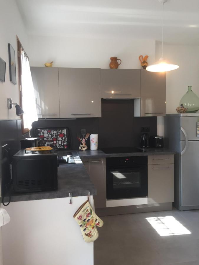 Maison De Vacances Jocelyne Lauris Exterior photo